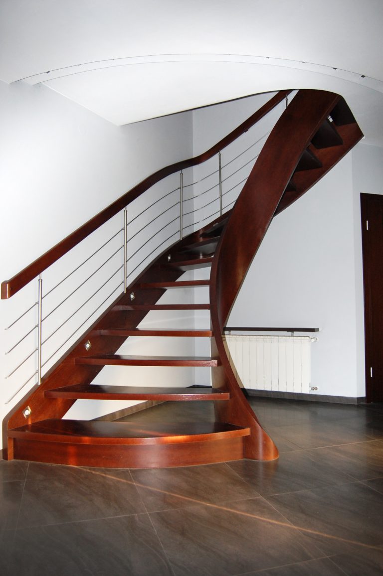 Ekskluzywne schody: prestiżowe rozwiązania dla twojego mieszkania